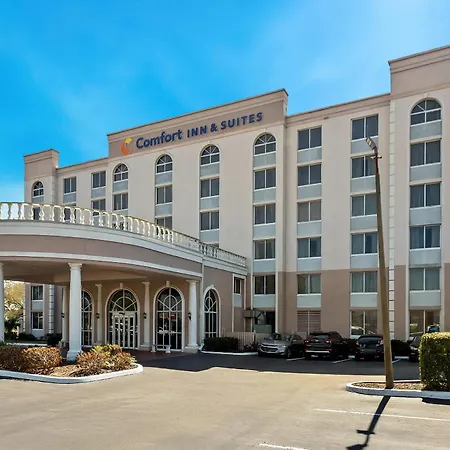 Comfort Inn & Suites Lakeland North I-4-2