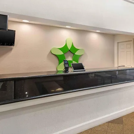 Extended Stay America Suites - Tampa - Airport - N Westshore Blvd-3