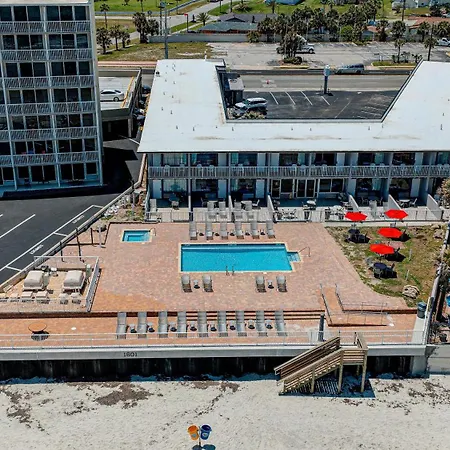 Beach House Inn With Pool & Hot Tub-3