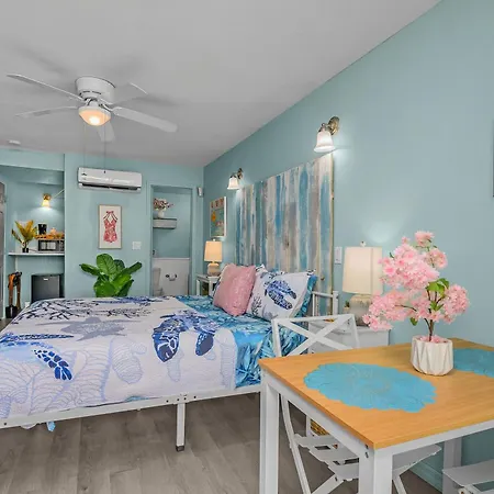 Latitude 26 Waterfront Boutique Resort - Bonita Springs-2