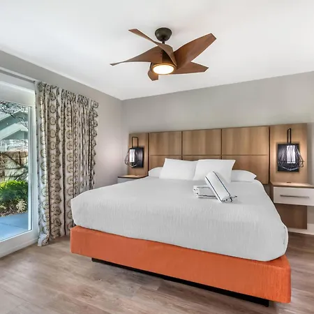 Coconut Palms Beach Resort Ii, An Ascend Collection Hotel-2
