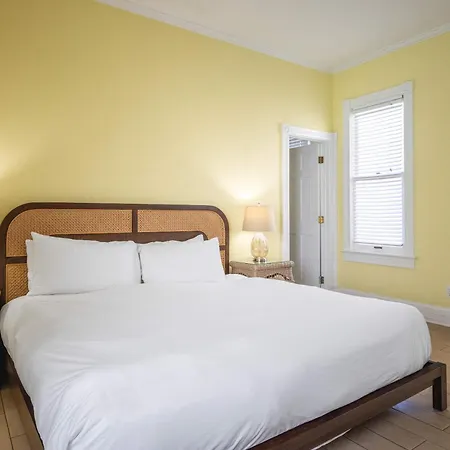 Curry Mansion Inn-2