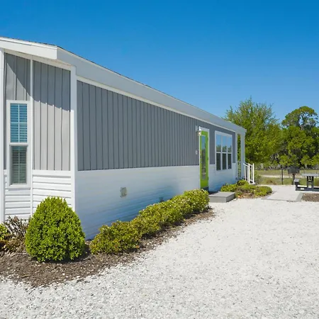 Camp Margaritaville Auburndale Rv Resort And Cabana Cabins-2