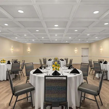 Doubletree Suites By Hilton Melbourne Beach Oceanfront-2