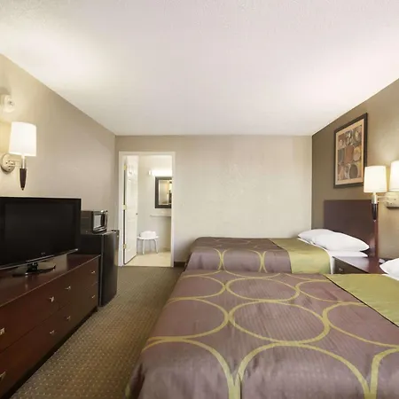 Super 8 By Wyndham Ormond Beach-3
