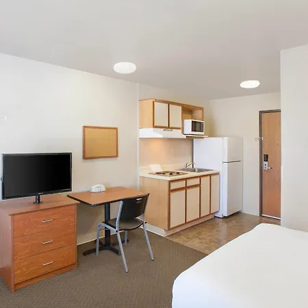 Woodspring Suites Jacksonville Beach Blvd-3