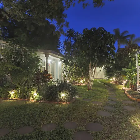 Meranova Guest Inn-2