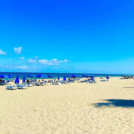 Club Lux Resort By The Beach-2