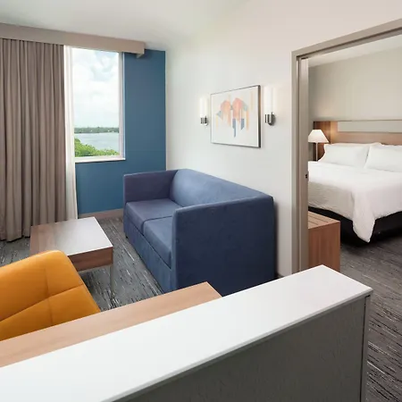 Holiday Inn Express Miami Airport-Blue Lagoon Area By Ihg-3