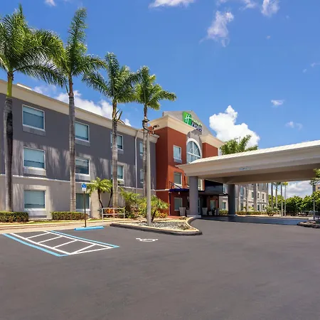 Holiday Inn Express & Suites Florida City-Gateway To Keys By Ihg-3