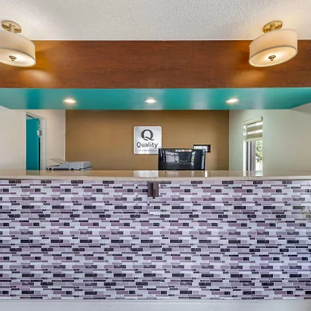 Quality Inn & Suites Live Oak I-10 Exit 283-2
