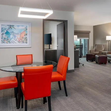 Coral Pointe Sarasota, An Ascend Collection Hotel-3