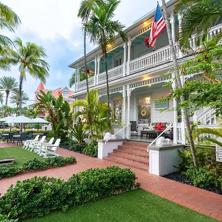 Southernmost Point Guest House & Garden Bar-3