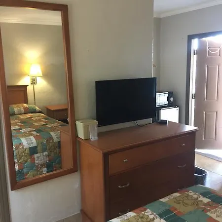 Campbell Motel-3