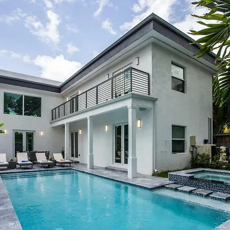 Casa Hermes Wilton Manor - Gay Guesthouse-3