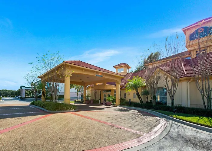 La Quinta By Wyndham Usf