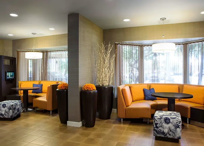 Courtyard By Marriott Miami Aventura Mall