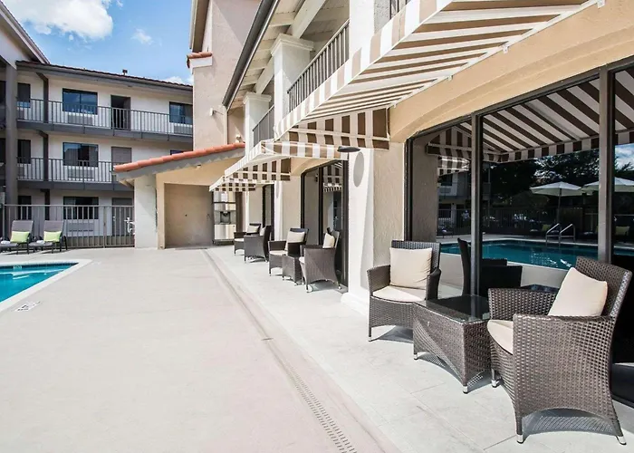 Quality Inn & Suites By The Parks Four Corners