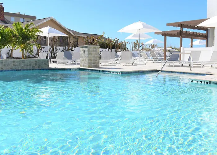 Barefoot Beach Club