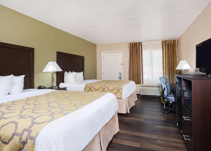 Baymont By Wyndham Lake City I-75