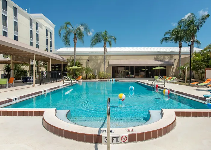 Holiday Inn Melbourne- Conference Ctr By Ihg