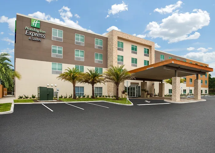 Holiday Inn Express & Suites - Deland South By Ihg