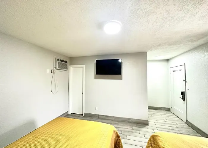 Soho Inn