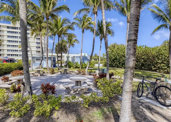 Singer Island Stunner 2 Br Aparthotel Palm Beach Shores