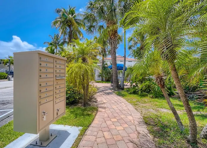 Singer Island Stunner 2 Br Aparthotel Palm Beach Shores