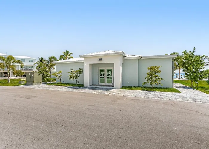 Ocean Isles 50