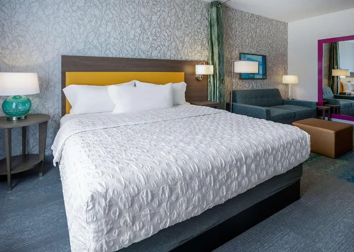Tru By Hilton Pensacola Airport Medical Center Hotel