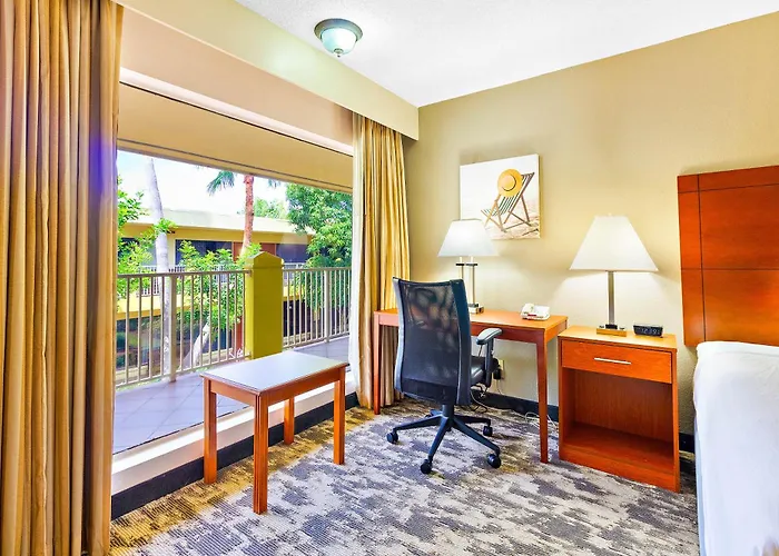 Oasis Boca Raton Hotel