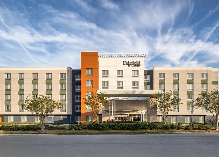 Fairfield Inn & Suites By Marriott Westshore/Airport