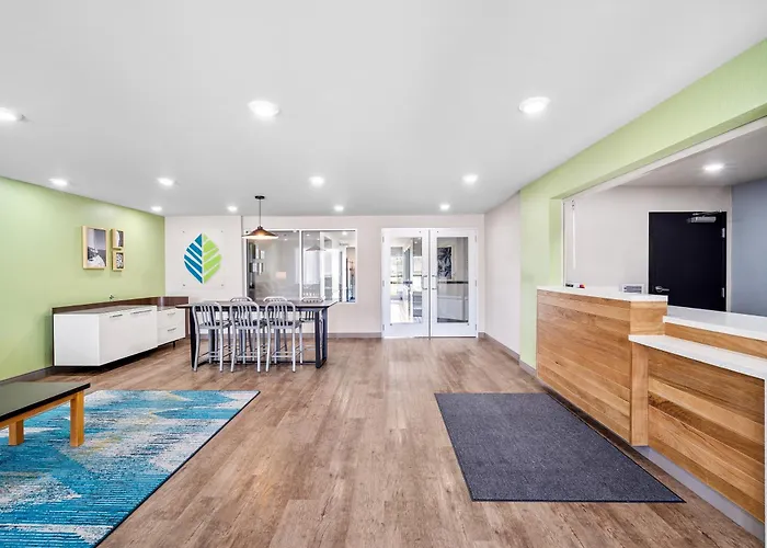 Woodspring Suites Fort Myers - Cape Coral