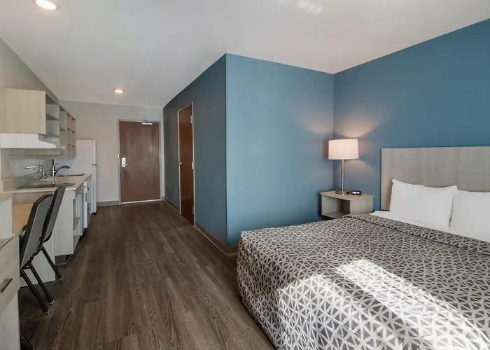 Woodspring Suites Fort Myers - Cape Coral