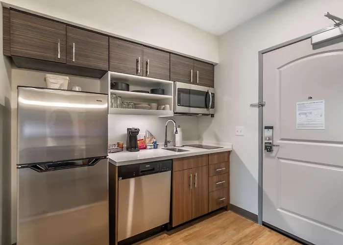 Mainstay Suites East I-75