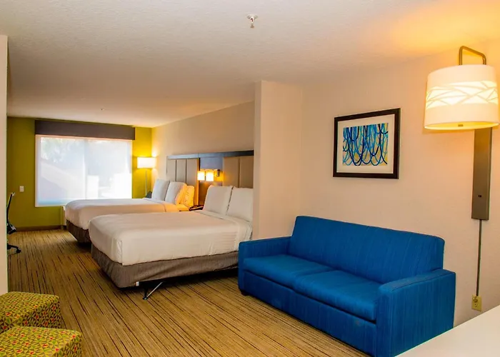 Holiday Inn Express St. Petersburg North / I-275 By Ihg