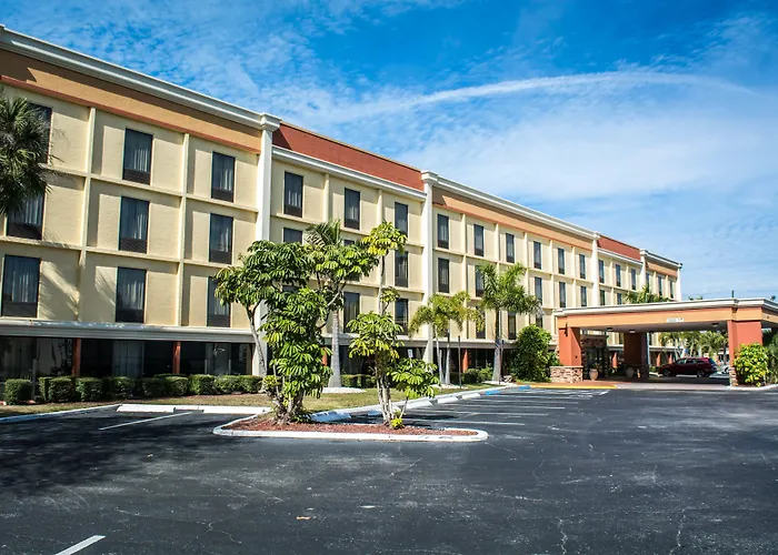 Comfort Inn & Suites St Pete - Clearwater International Airport Pinellas Park