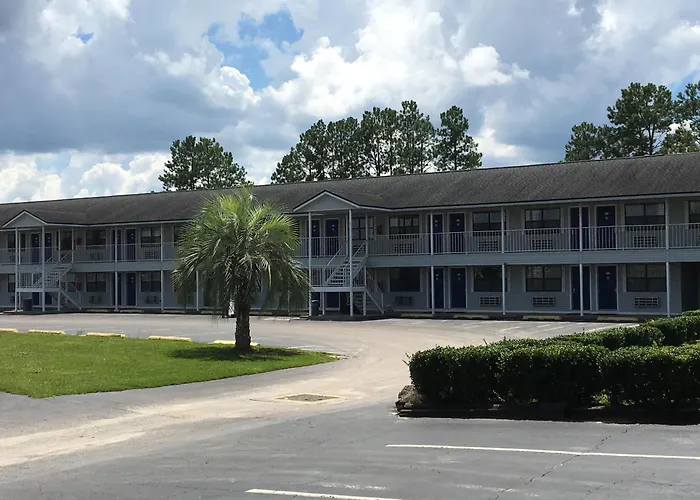 Days Inn By Wyndham Madison