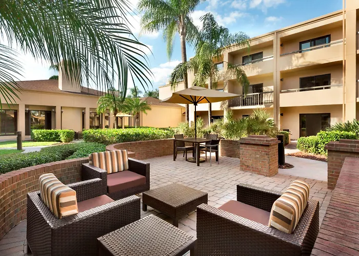 Courtyard By Marriott Fort Myers Cape Coral