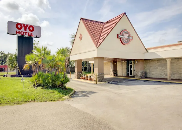 Oyo Hotel Dundee By Crystal Lake