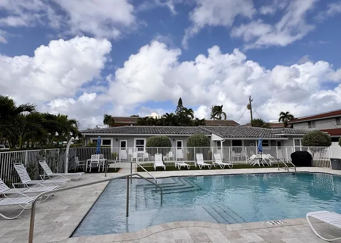 Coral Key Inn Lauderdale-by-the-Sea