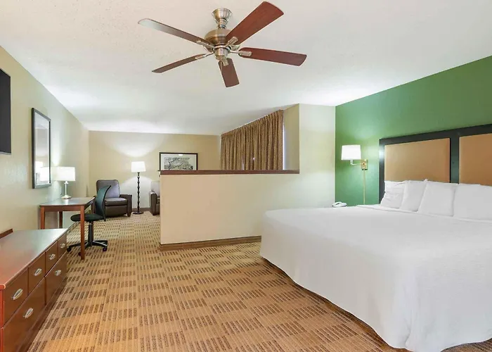 Extended Stay America Suites - Orlando - Lake Mary - 1036 Greenwood Blvd