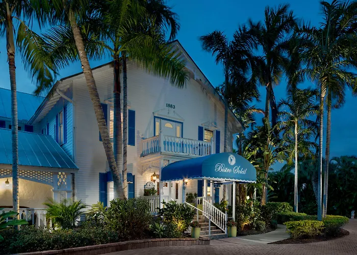 Olde Marco Island Inn And Suites