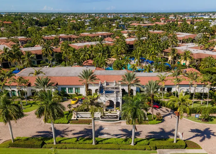 Naples Bay Resort And Marina