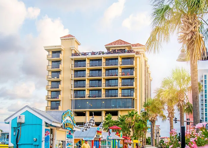 Pier House 60 Marina