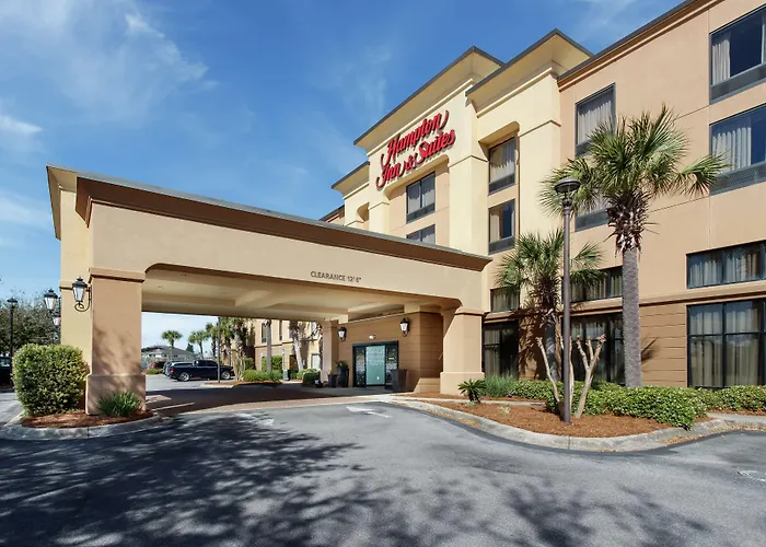 Hampton Inn & Suites