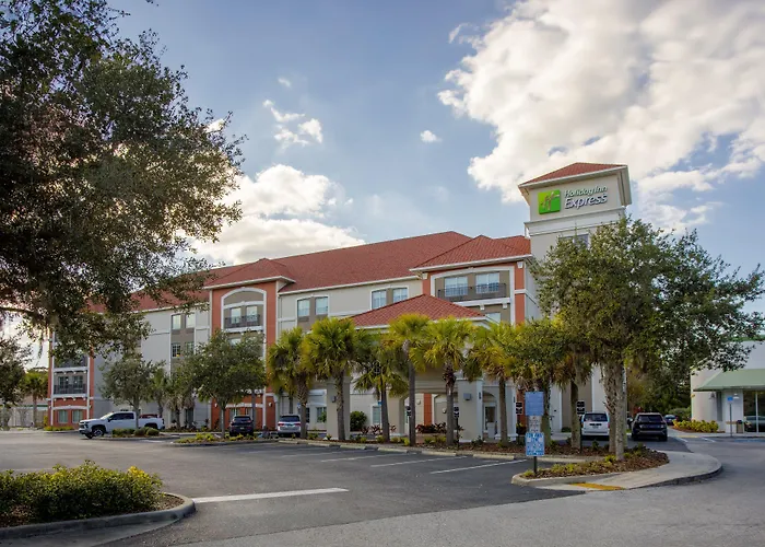 Holiday Inn Express Tampa North Telecom Park By Ihg