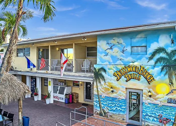 Hollywood Beach s