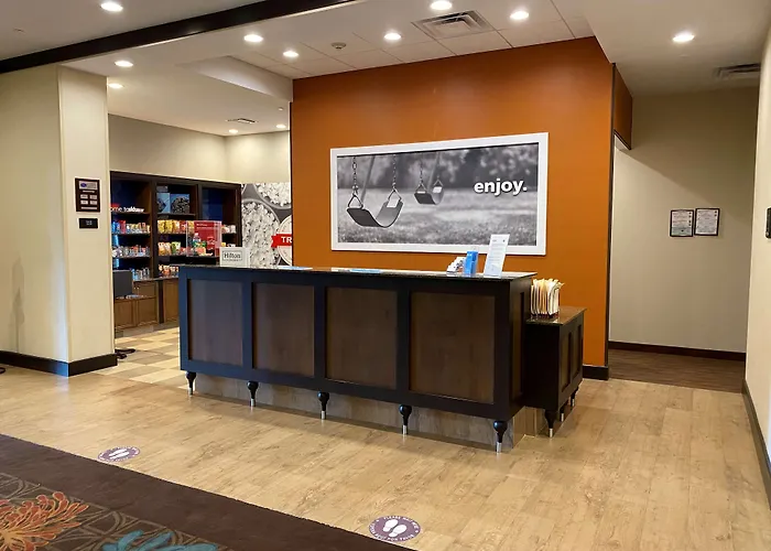 Hampton Inn & Suites Tampa Northwest/